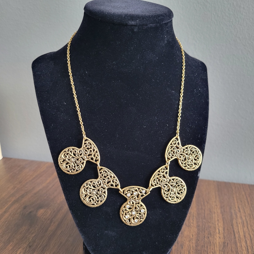 Beaucoup Designs 18" Intricate Gold Filigree Necklace